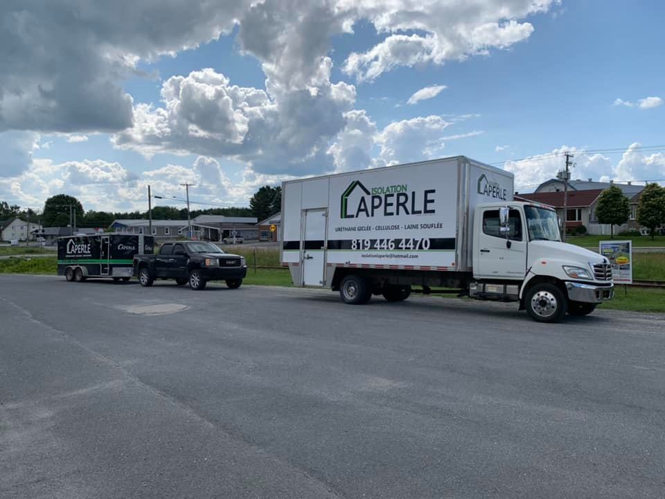 Application d’uréthane giclé sur plancher pour une isolation performante  à Magog